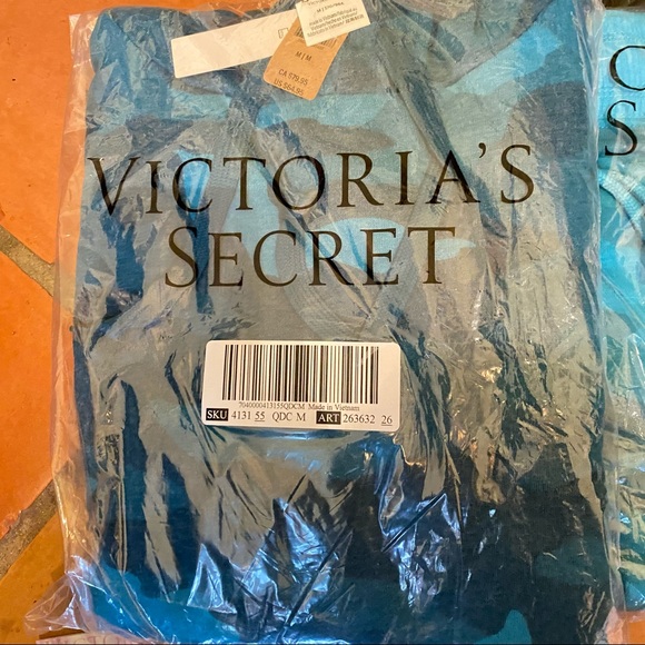 Victoria’s Secret pink sweatshirt dress size medium print camo - Picture 6 of 7